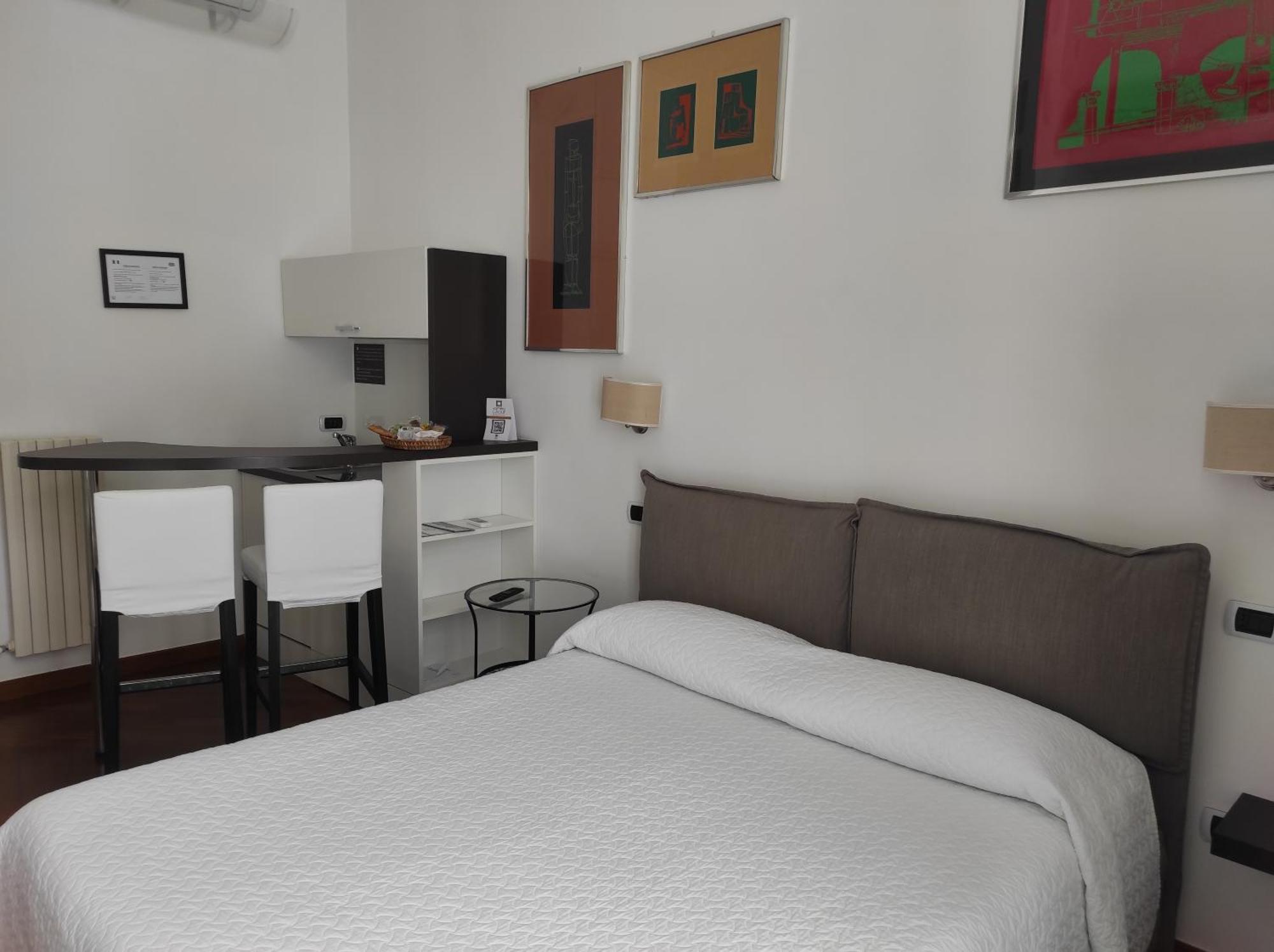 Luca Giordano 142 B&B Naples Room photo